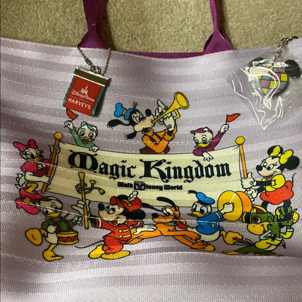 Harveys Magic Kingdom WDW 50th anniversary tote bag - Picture 2 of 8